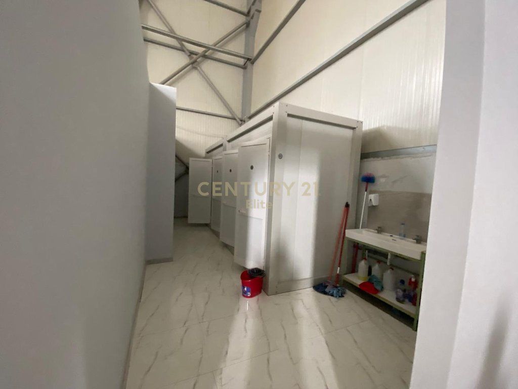 Capannone in vendita, Autostrada Vore-Tirana