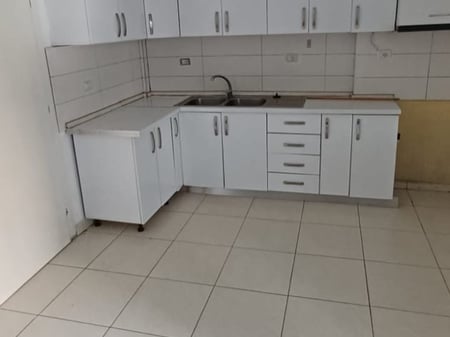 Apartment 3+1+2 for rent in Xhamllik.