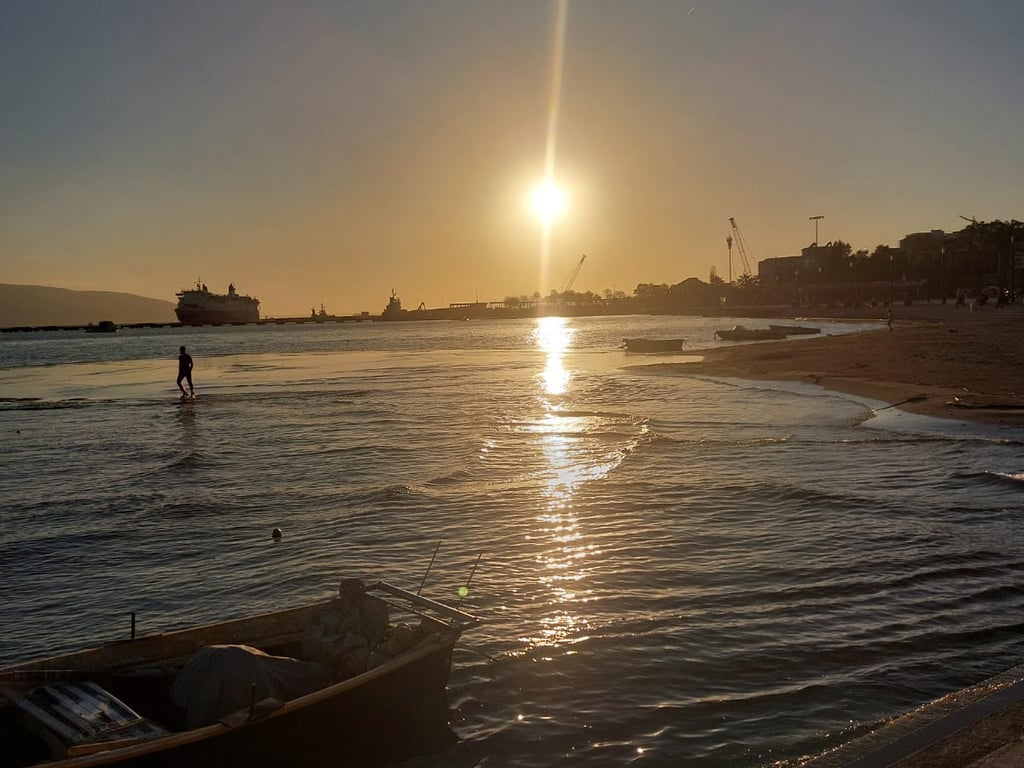 Vendesi appartamento 1+1 a Valona - Lungomare