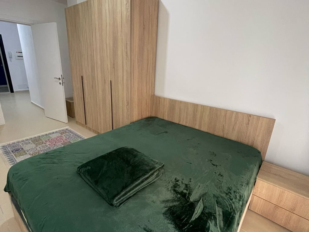 Affittasi appartamento 1+1 a Kodra e Diellit.