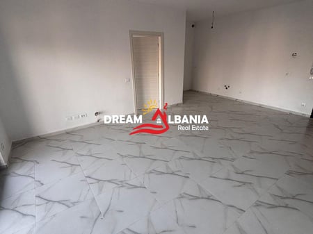 Apartament 2+1+2 per Qera tek Myslym Shyri, Prane Kastratit ne Tirane (ID 42215012)