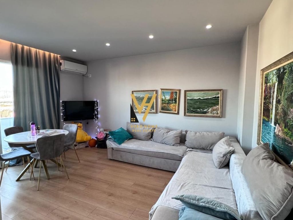 SHITET APARTAMENT 1+1+BLK TE BULEVARDI I RI 135.000 EURO