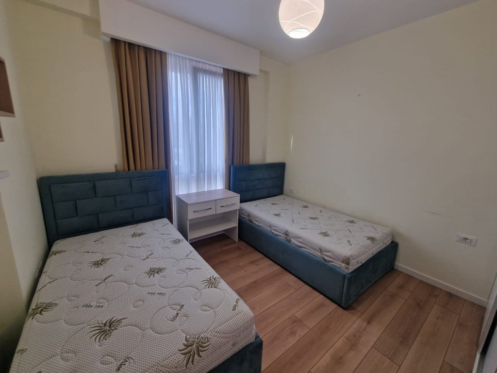 Apartment 2+1+2 bathrooms for rent at Tregu Dinamo.