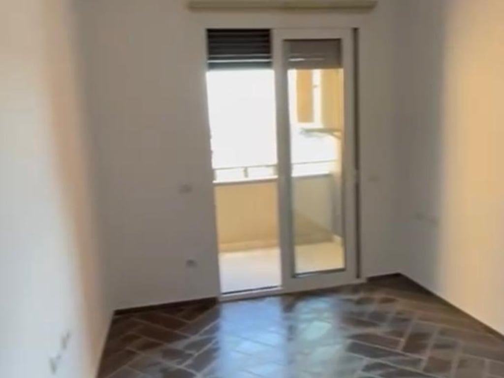 APARTMENT FOR RENT / OFFICE MYSLYM SHYRI