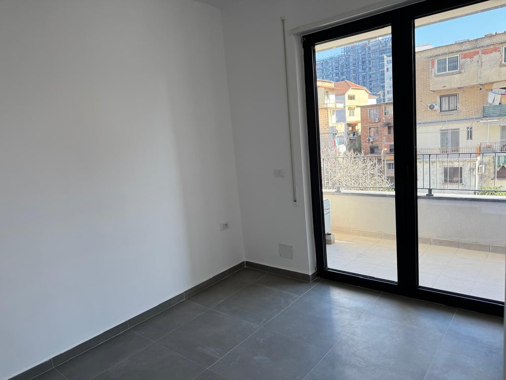 1+1 apartment for rent on Karl Gega street.