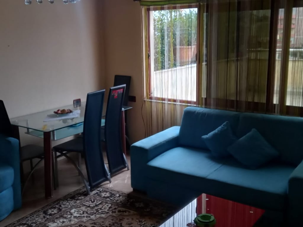 Vile Me Qera 2+1 prane Shkozes (ID BV22385)Tirane​