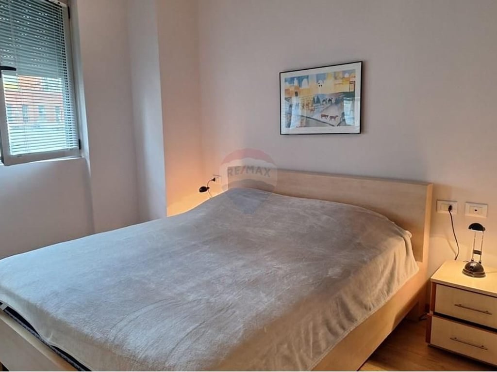Apartament 2+1 me qira ne Bllok