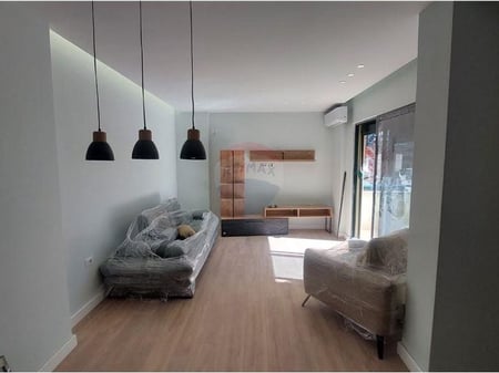 APPARTAMENTO INVESTITO 1+1 IN AFFITTO A K.PARISIT