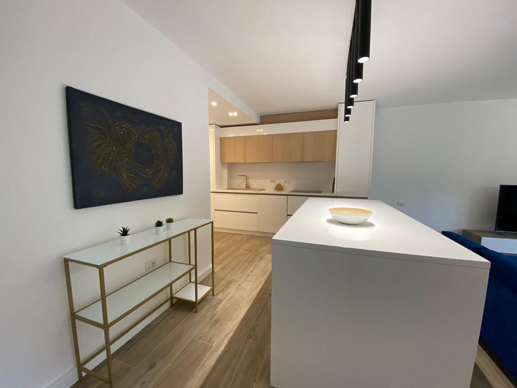 For RENT 3-storey villa in a private residence in Mullet