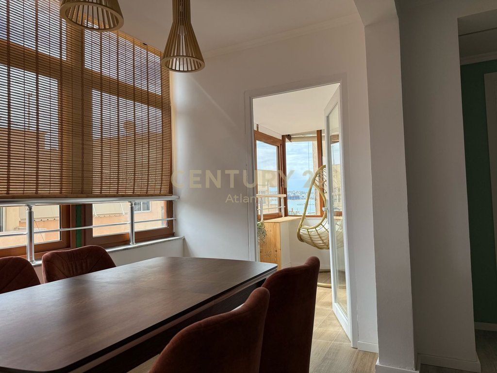 🌊 SHITET APARTAMENT ME PAMJE NGA DETI – PLAZH, DURRËS