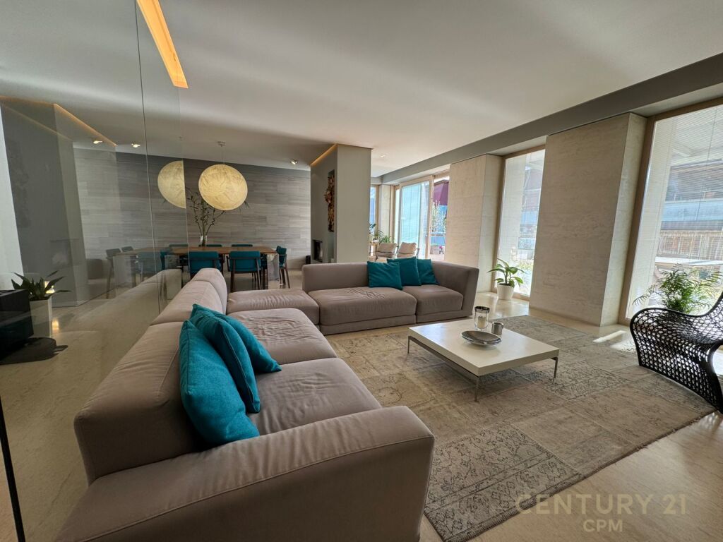 🌄PENTHOUSE LUSSUOSO + 2 POSTI AUTO IN VENDITA! |🌇 LUXURY PENTHOUSE + 2 PARKING SPOTS FOR SALE!