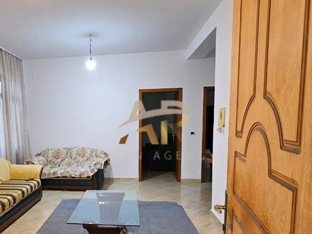 Jepet hyrje me qera 2+1 te Pallati me Shigjeta