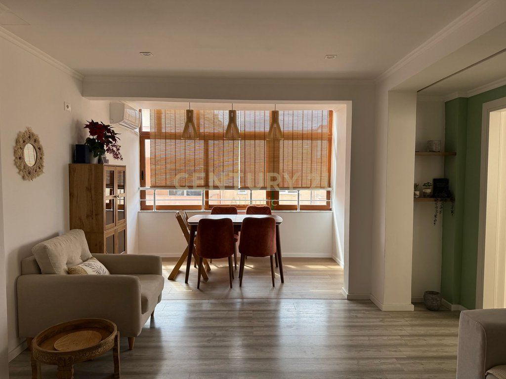 🌊 SHITET APARTAMENT ME PAMJE NGA DETI – PLAZH, DURRËS