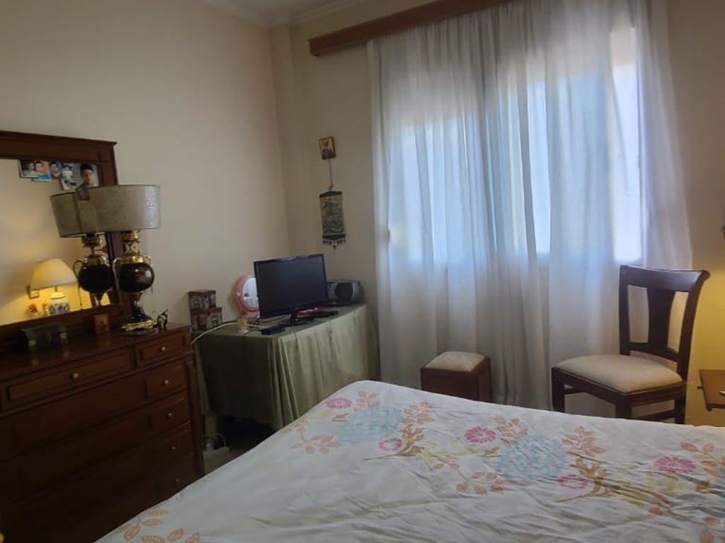 Shitet Apartament 2+1 tek Komuna e Parisit!