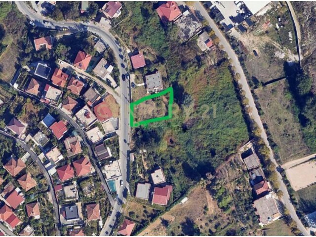 Tokë për shitje në Farkë Ideale për ndërtimin e një vile private!