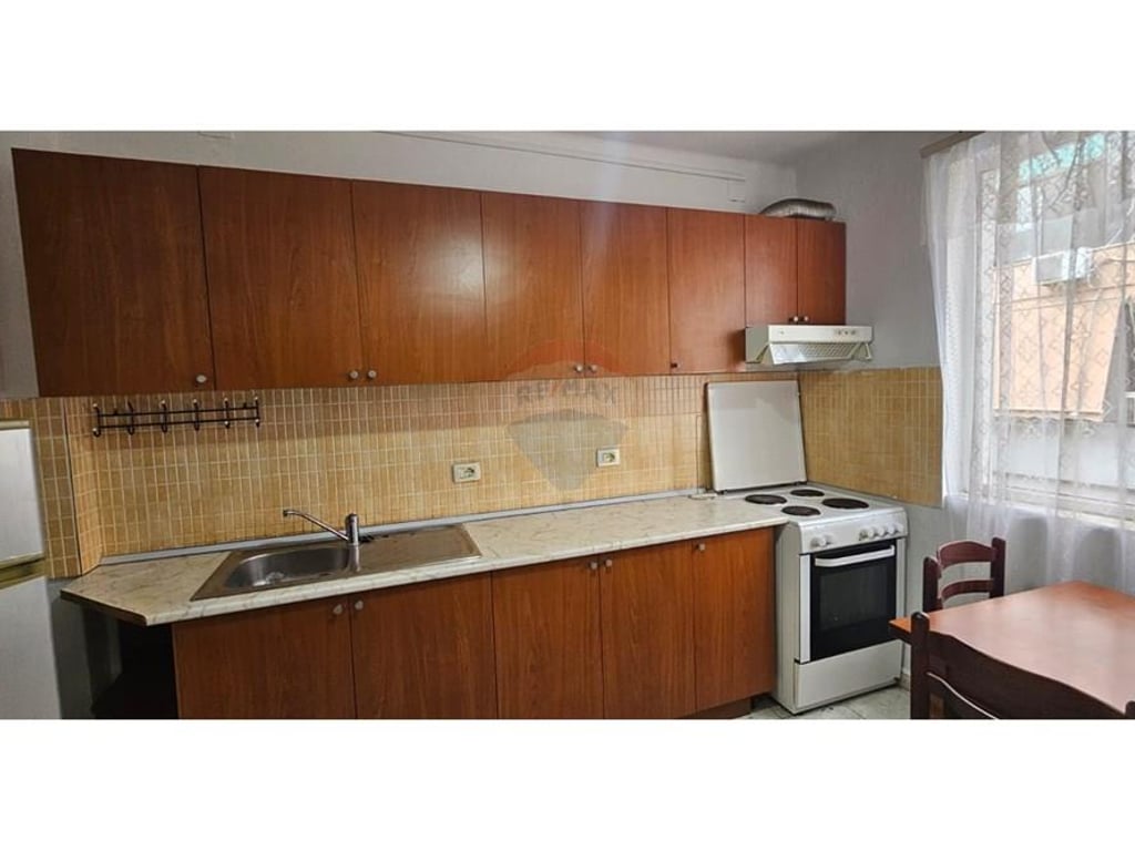 Apartament 1+1 per qira ne Bllok!