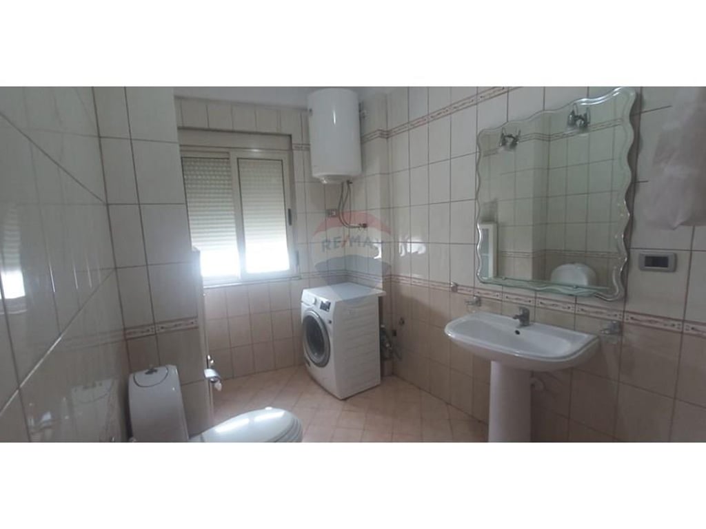 Jepet me qera apartament 2+1
