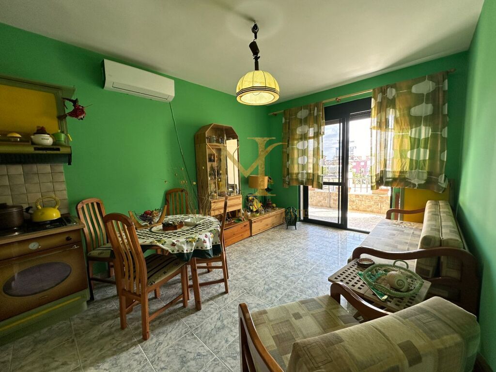 VENDESI APPARTAMENTO 1+1 PRIMA LINEA MARE PRESSO ROTA ROSSA!!