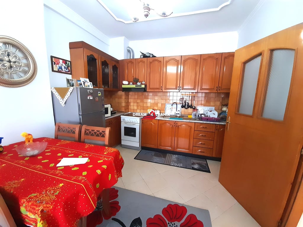 Appartamento 1+1 in Vendita a Don Bosko, vicino alla Moschea a Tirana (ID 4111920)