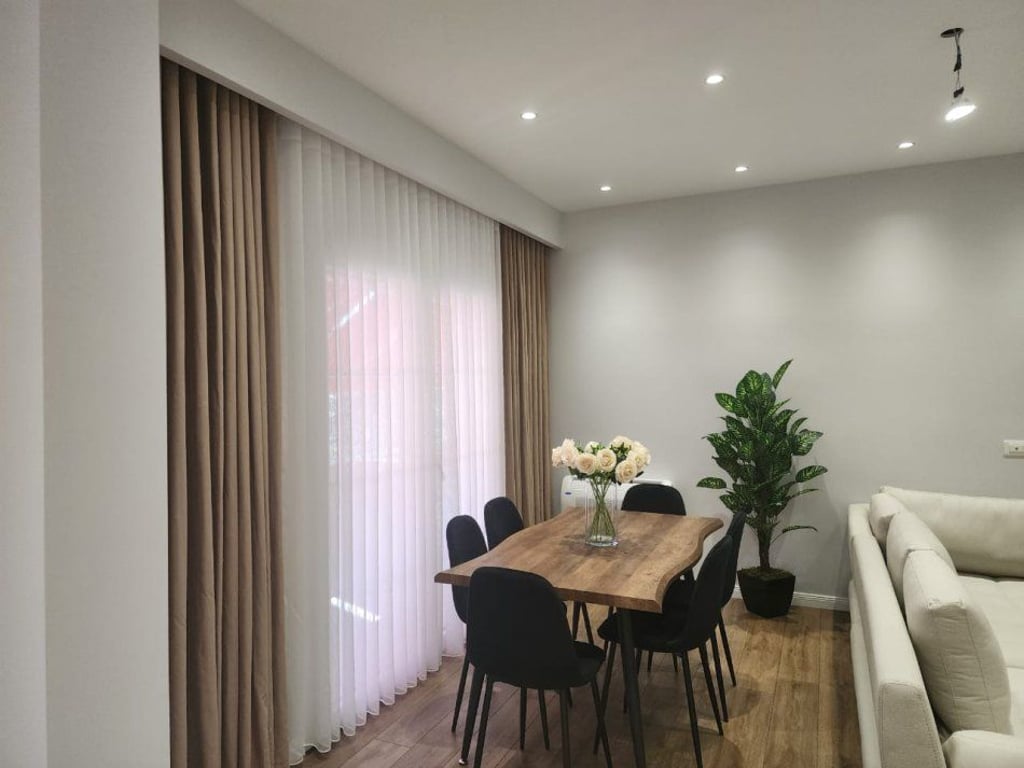 1+1 Apartment with Veranda for Rent, on Durrës Street, Tirana.