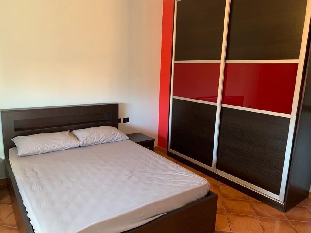 A 1+1 apartment is available for rent at the Panorama Complex, Harry Fultz.
