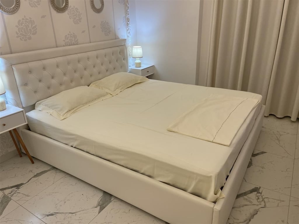 Affittasi appartamento 1+1 a Square21, Via di Kavaja.