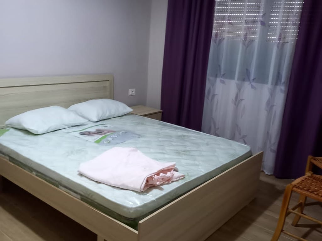 Affittasi appartamento 2+1, via Mine Peza dietro Gazheli 550 euro