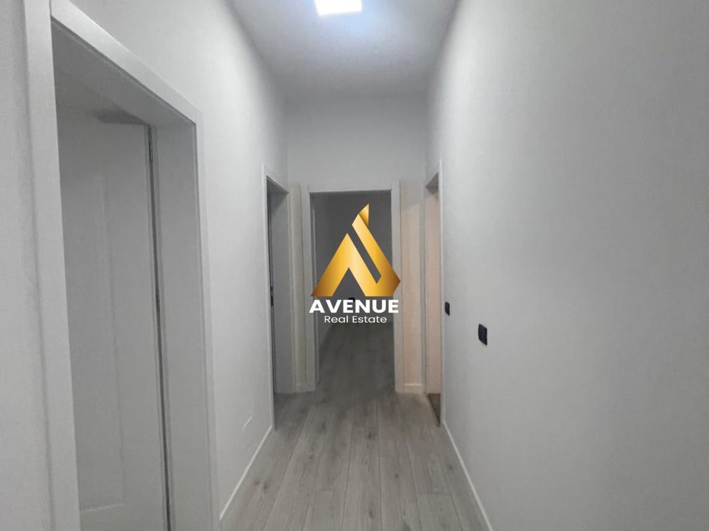 BUSINESS SPACE FOR RENT, MYSLYM SHYRI, TIRANA