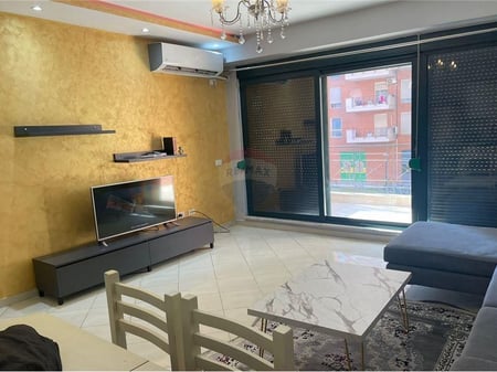 Appartamento - In Affitto - Complesso Delijorgji, Tirana