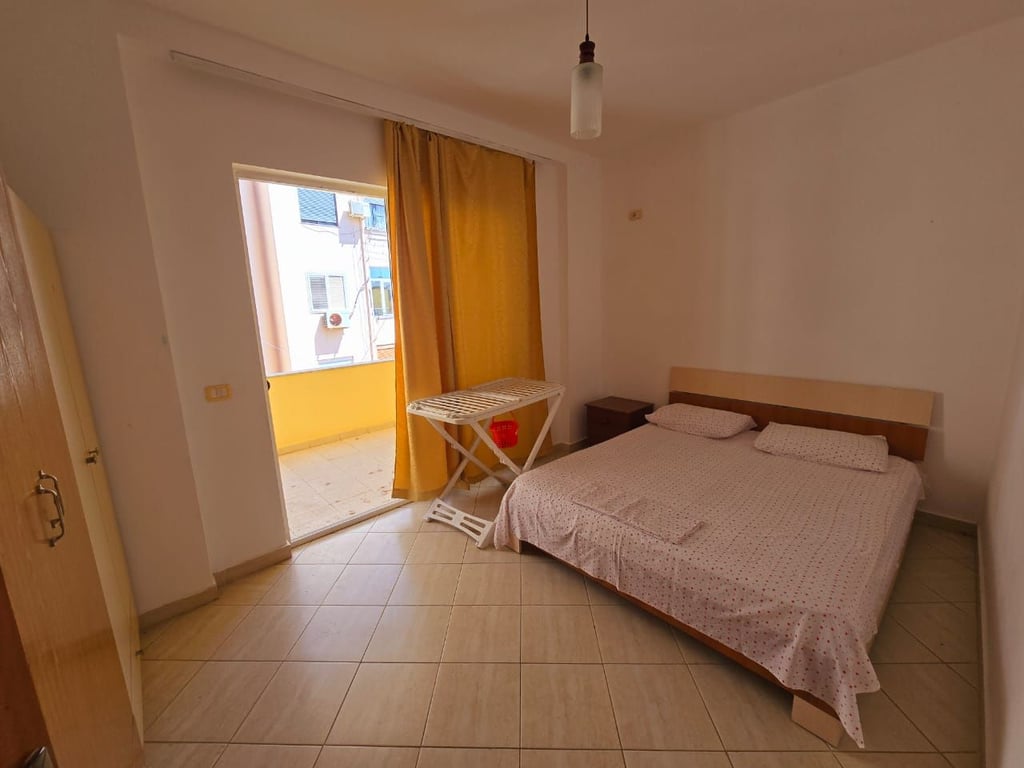 SHITET APARTAMENT 2+1 NE PLAZHIN HEKURUDHA, DURRËS