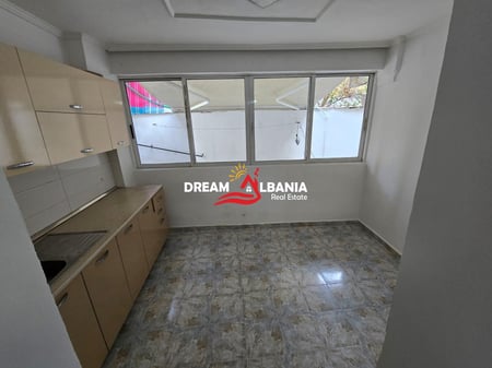 Appartamento privato 1+1 in affitto, Via Bardhyl, vicino al Liceo Cajupi (ID 4241068)