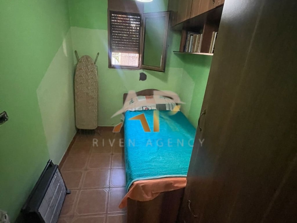 2+1 furnished apartment for rent in an existing building on Irfan Tomini street, near Delijorgji Complex