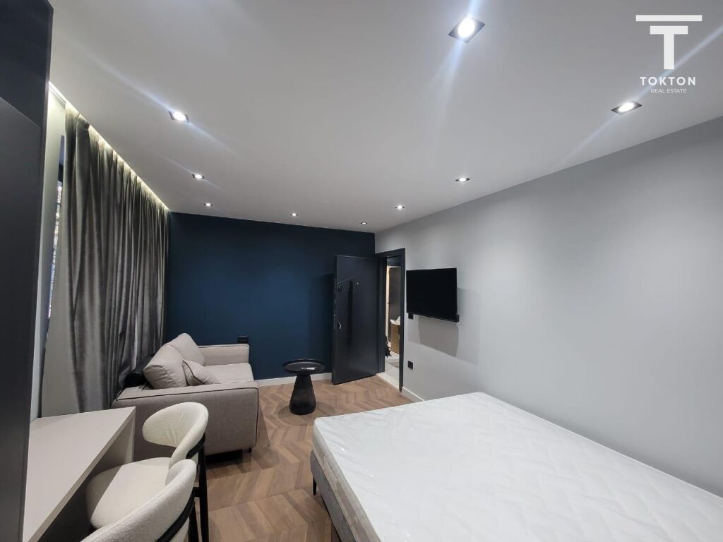 FOR SALE, 1+1 APARTMENT + 2 STUDIOS, DECEMBER 21, TIRANA