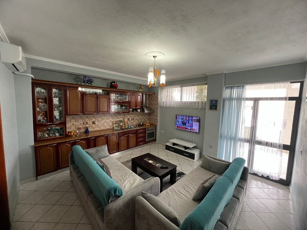 Vile me qera 2+1 ne Shkoze (ID BV22426) Tirane.