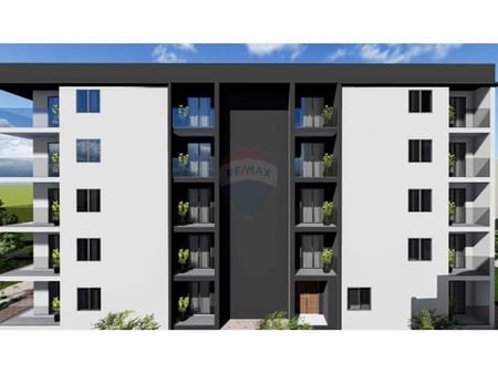 Studio for sale in Golem