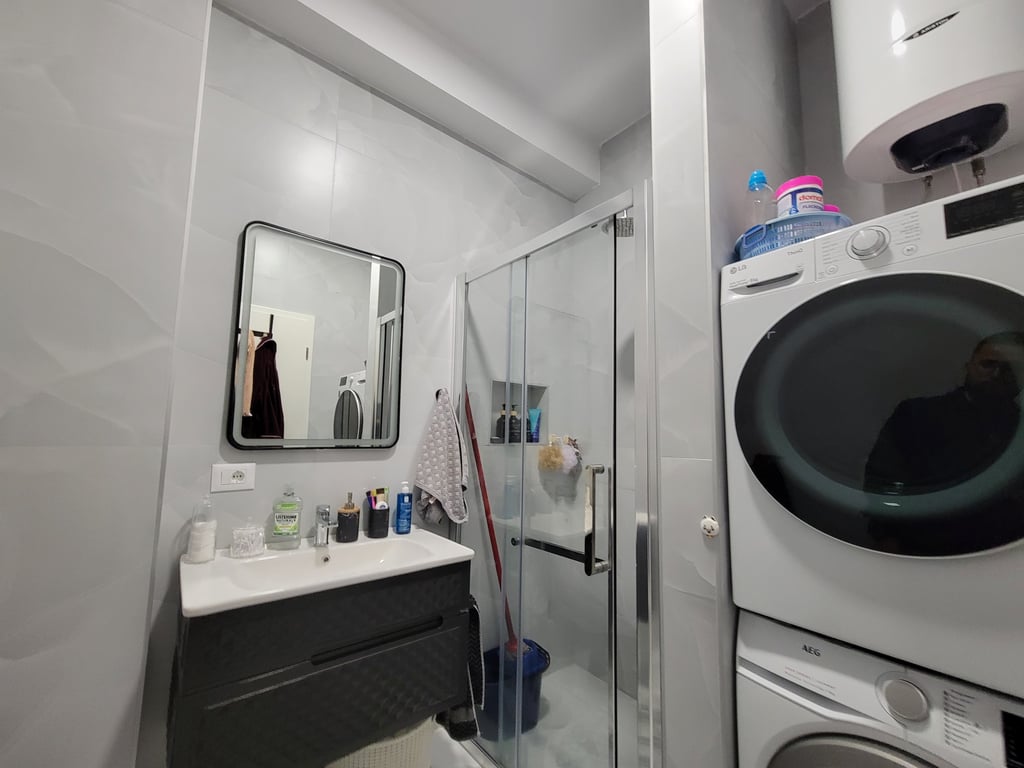 For sale: 2+1+2 apartment at Residence Kaimi Ali Demi.