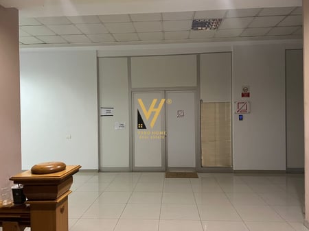 JEPET ZYRE 120 M2 ME QERA TE KOMUNA E PARISIT 1.200 EURO