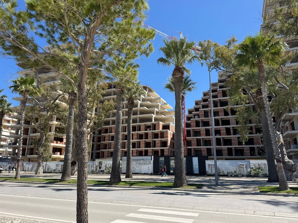 DISPONOJME PER SHITJE APARTAMENT 2+1 NE ZEMER TE LUNGOMARES!