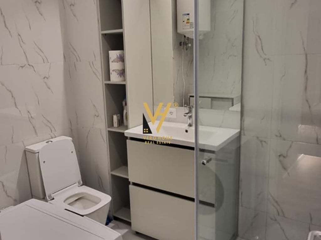 JEPET APARTAMENT 2+1 ME QERA NE LAPRAKE 600 EURO