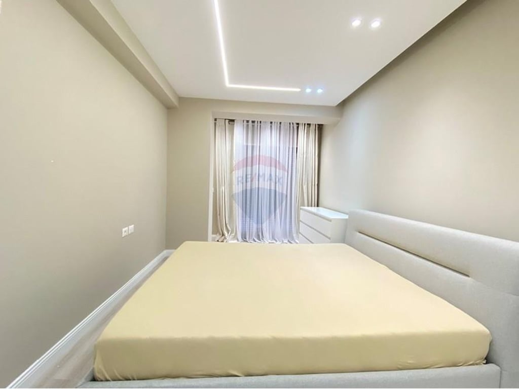 Apartament 1+1+ verande me qira !