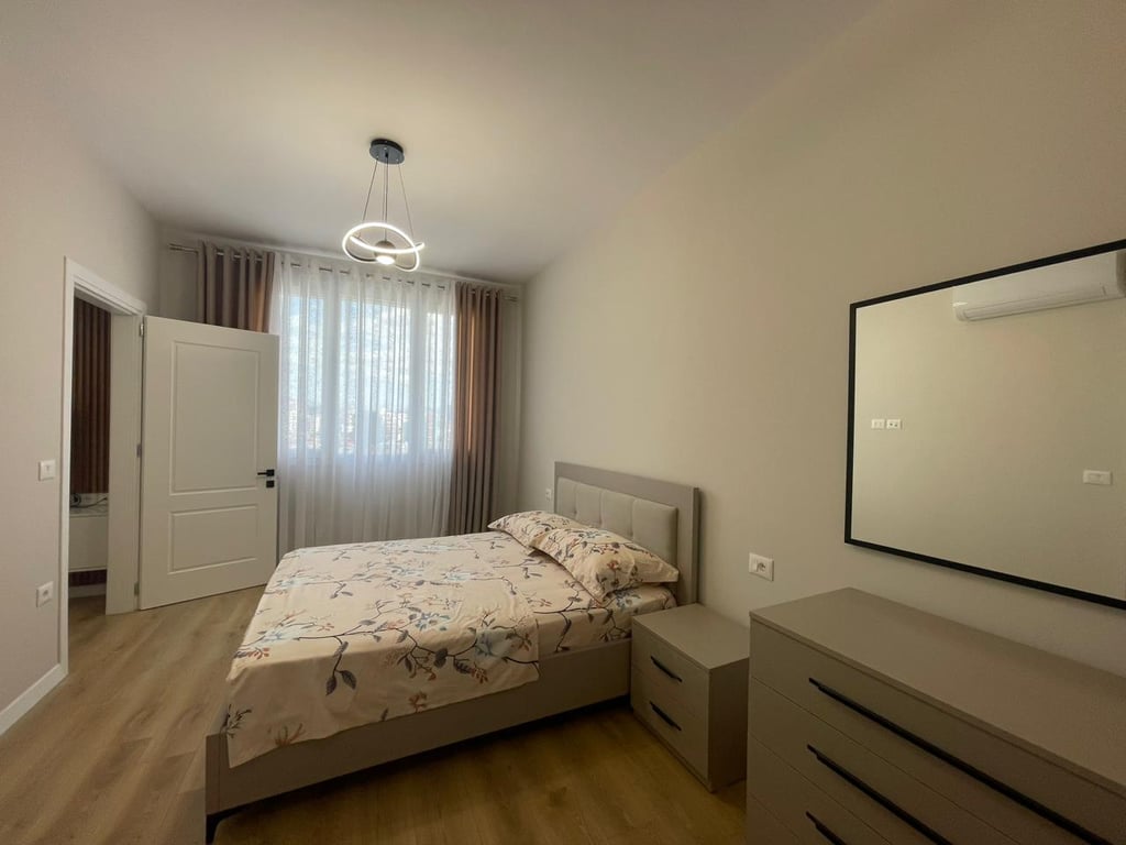 APARTAMENT ME QERA 1+1