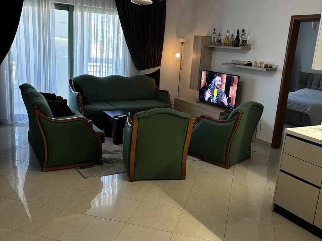 Apartament Me Qera 1+1 ne Bllok (ID B2101077) Tirane