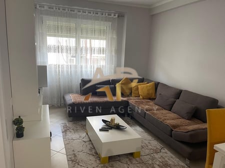 Jepet me qera apartament 2+1 tek Kodra e Diellit