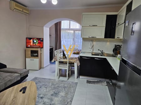 VENDESI APPARTAMENTO 2+1 IN VIA ELBASAN A 195.000 EURO