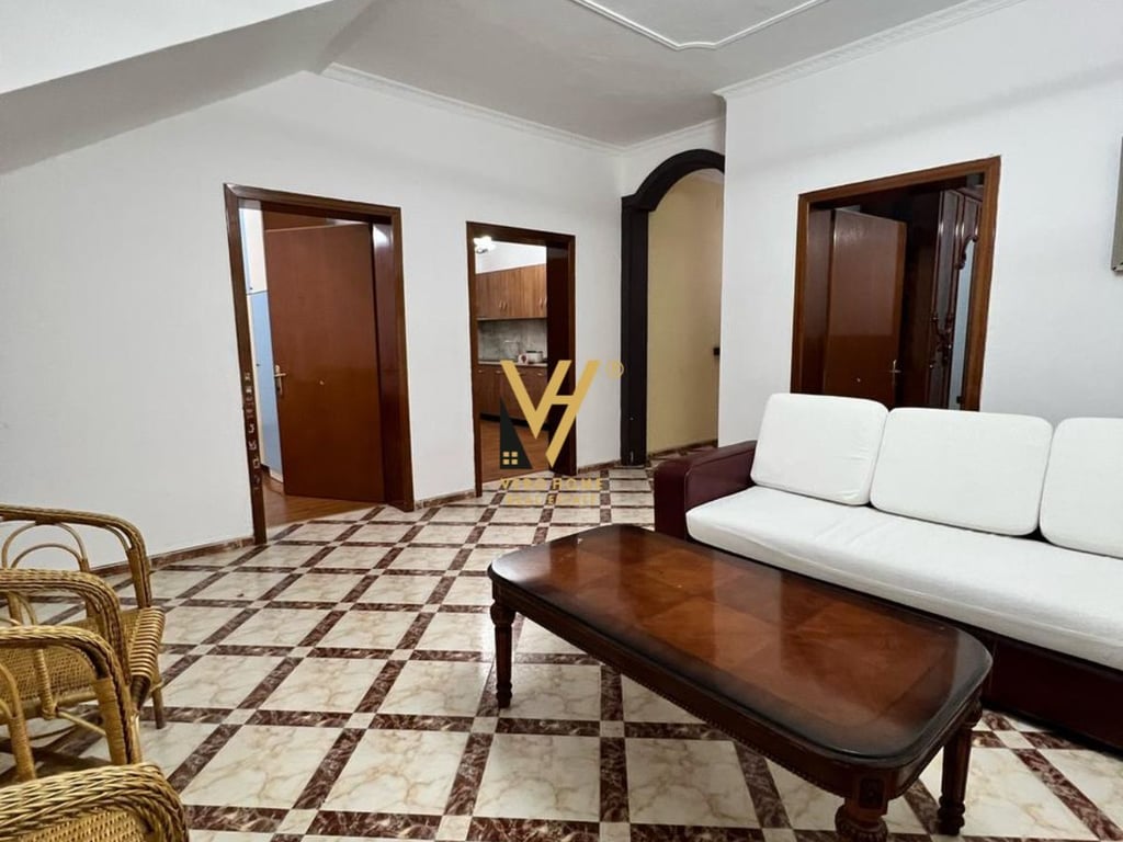 2+1 APARTMENT FOR RENT NEAR THE OLD ELECTRIC MARKET 550 EURO