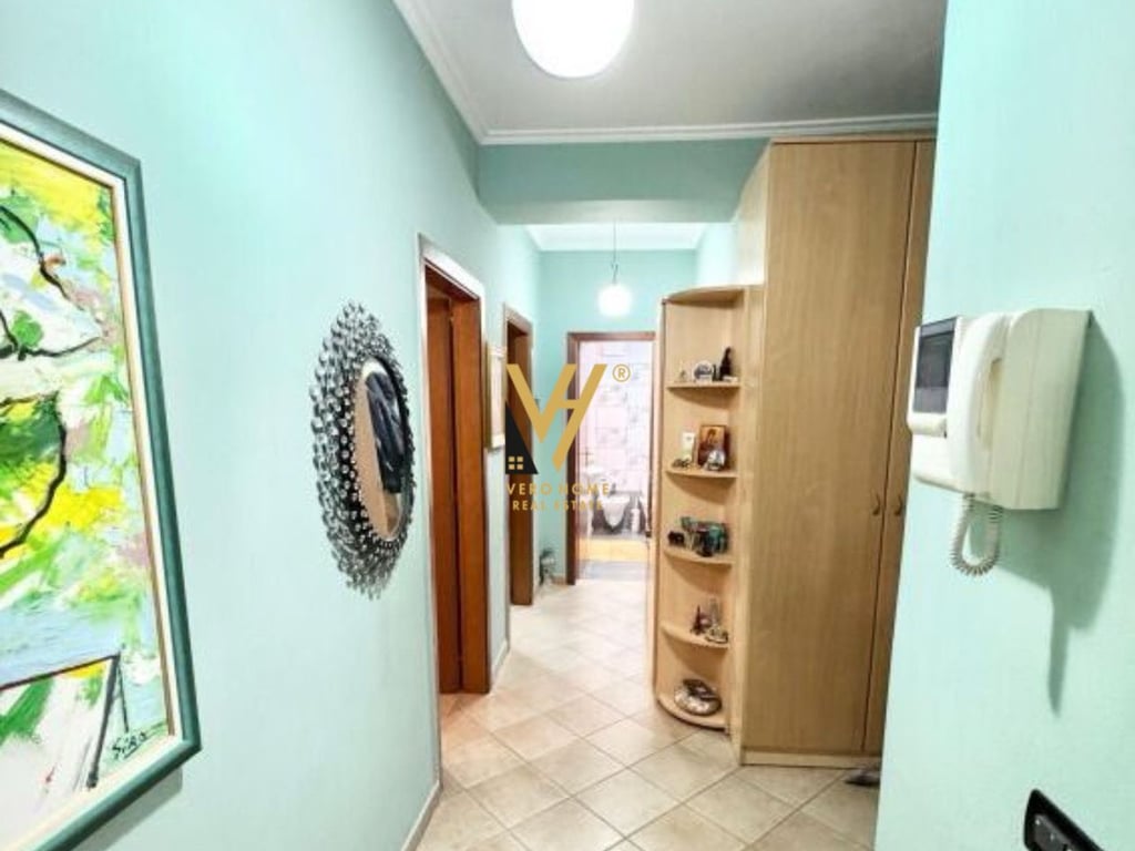 SHITET APARTAMENT 2+1+2 TE ISH EKSPOZITA 255.000 EURO