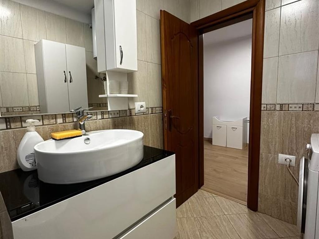 Apartment for rent 1+1 Myslym Shyri