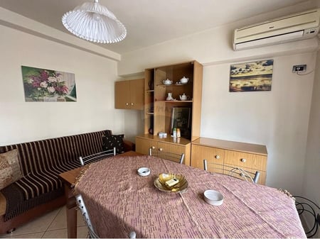 1+1 apartment for rent, Durres Street!