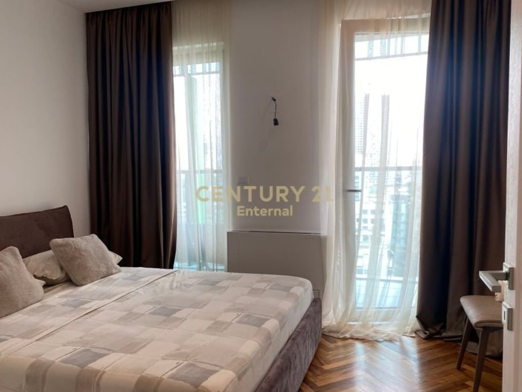 ✨🏢 APPARTAMENTO LUSSUOSO 2+1+2 CON POSTO AUTO – AMBASADOR 3, TIRANA