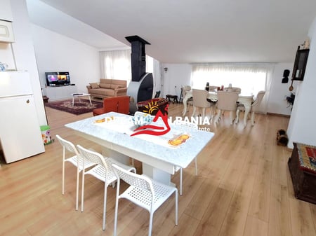 Appartamento 4+1 (piano villa) in affitto in via Don Bosko vicino a Vizion+ a Tirana (ID 4231390)